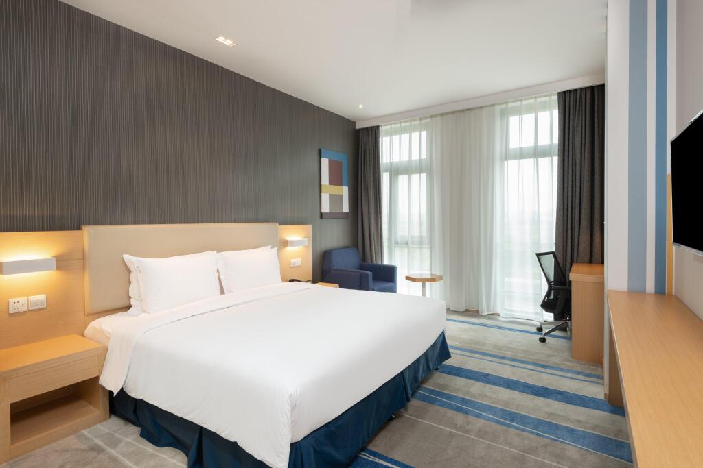 Шанхай: Holiday Inn Express Shanghai Pujiang by IHG