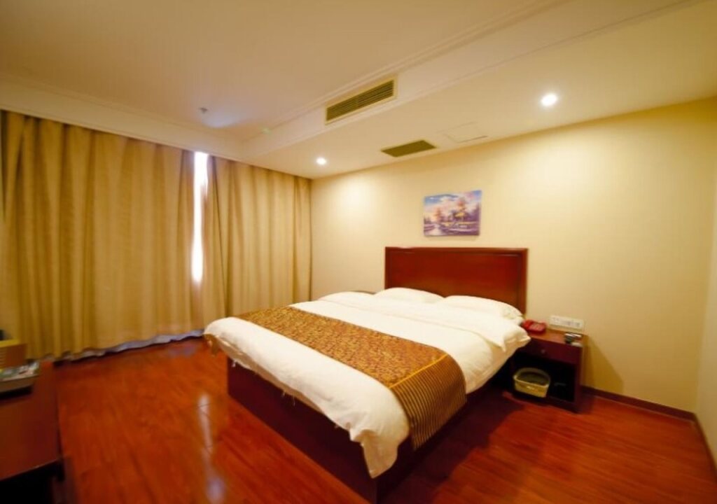 Шанхай: Yishi Hotel (Shanghai Pudong Airport Branch)