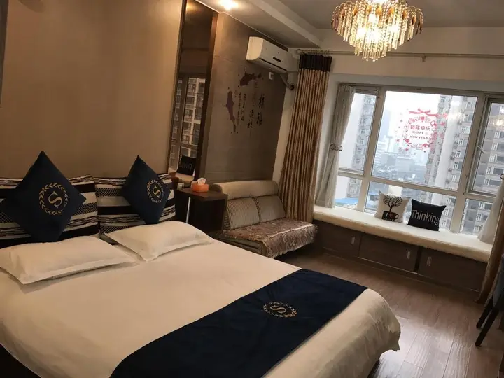 Чэнду: Qingfengxiaozhu Hotel