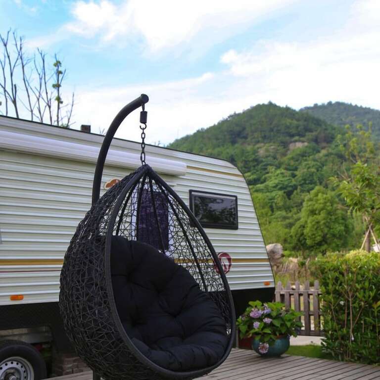 Нинбо: Seclusion Scenery of Shangshui International RV Resort