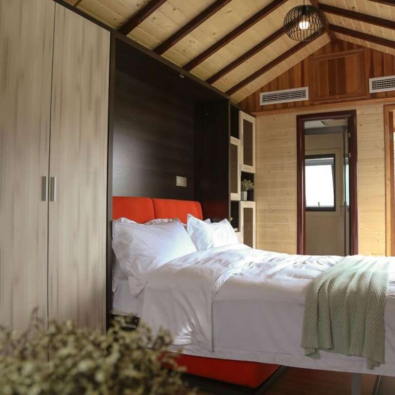 Нинбо: Seclusion Scenery of Shangshui International RV Resort