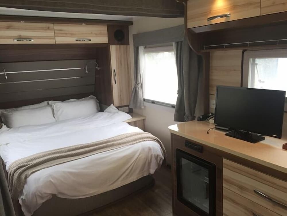 Нинбо: Seclusion Scenery of Shangshui International RV Resort