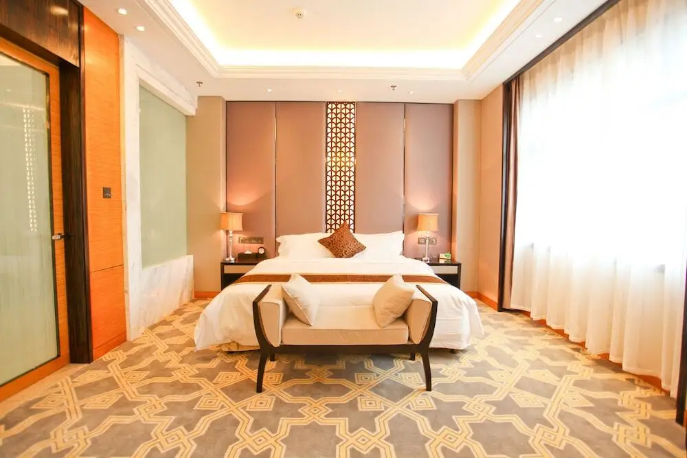 Ухань: Lamtin Longwin Hotel Wuhan