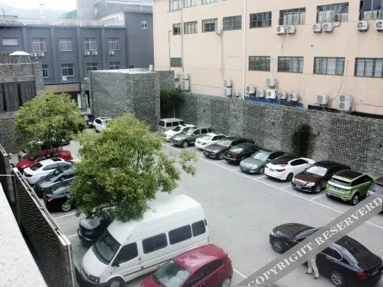 Наньпин: Bainian Shangting Boutique Hotel