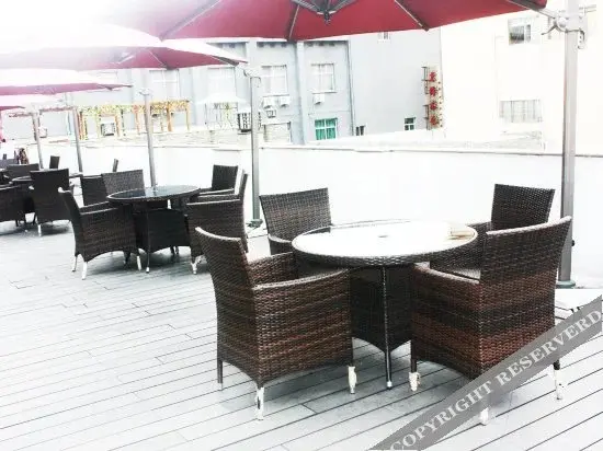 Наньпин: Bainian Shangting Boutique Hotel