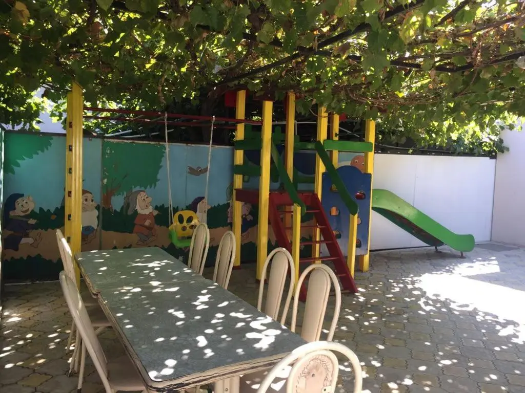 Анапа: Guest House Nikos