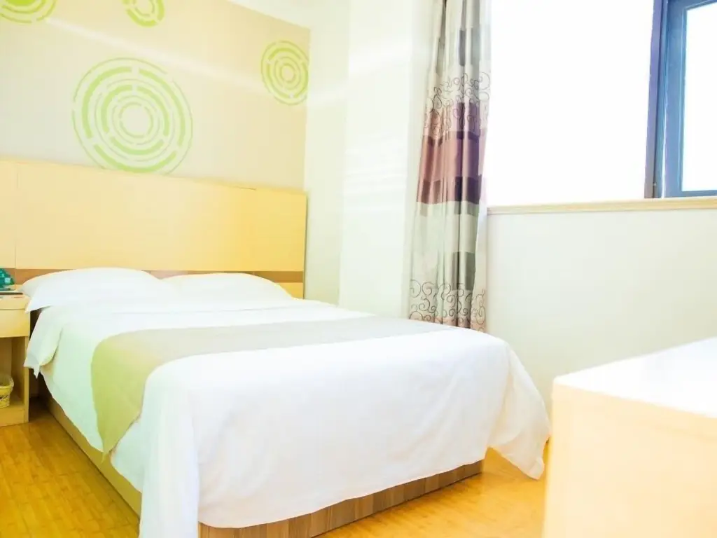 Шанхай: GreenTree Inn Shanghai Pudong Shenmei East Express Hotel