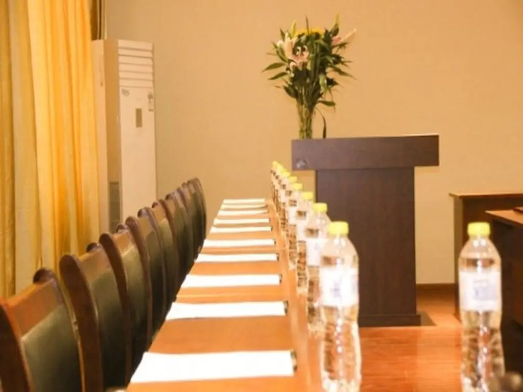 Яньтай: GreenTree Inn Yantai University Business Hotel
