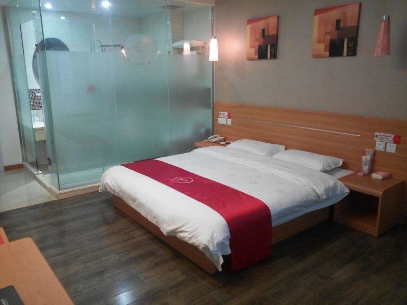 Мейчжу: Thank U Hotel Meizhou Jiaying University Branch