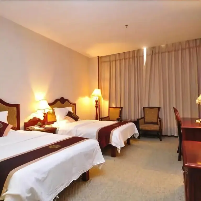 Куньмин: Plateau Pearl Hotel
