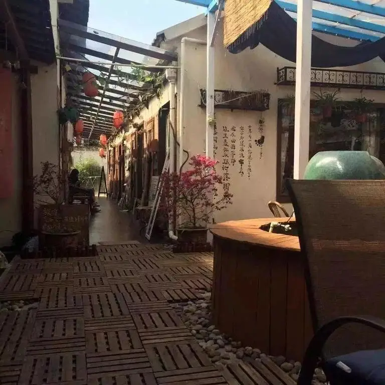 Цзясинь: Xitang Luojiaodian Youth Hostel