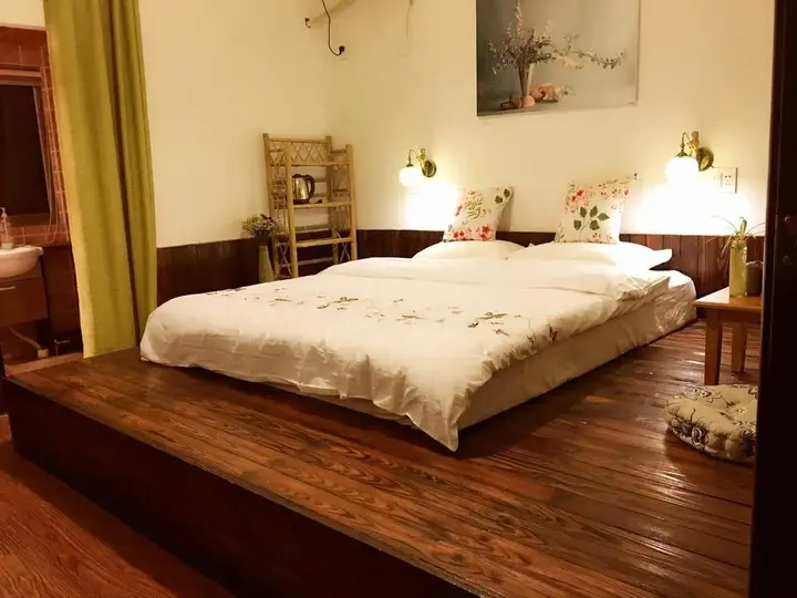 Цзясинь: Xitang Luojiaodian Youth Hostel