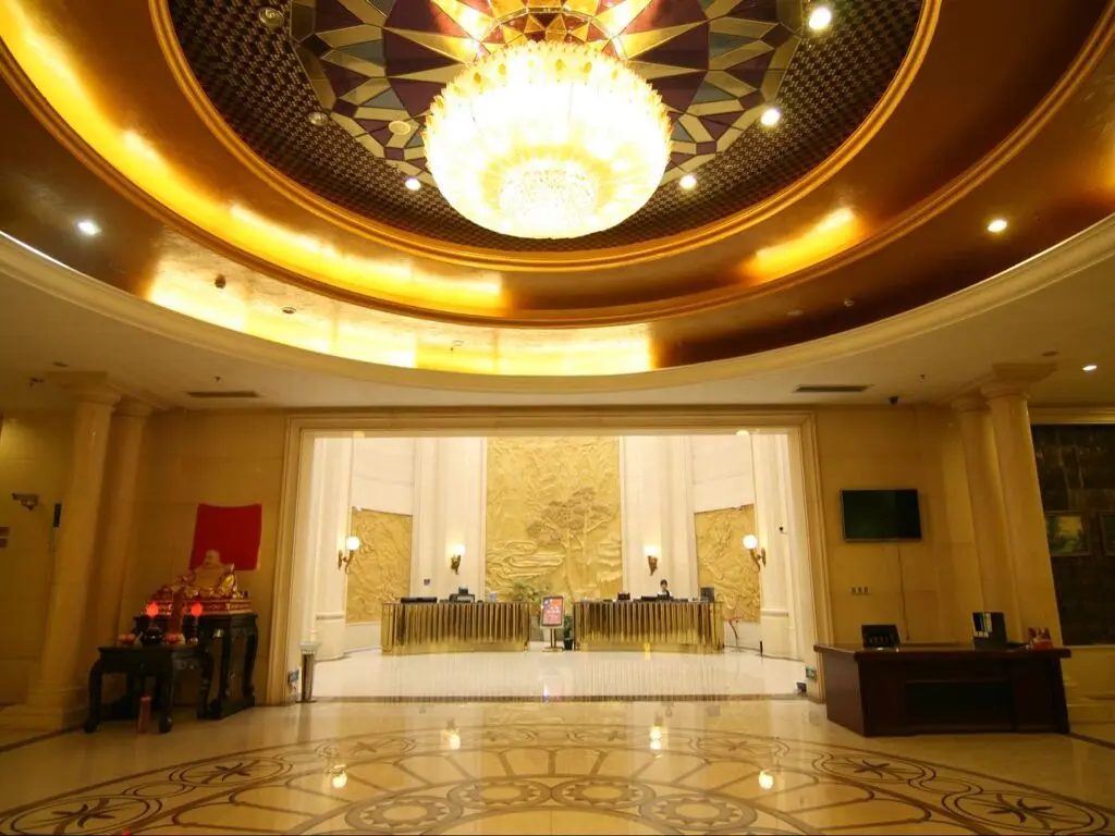 Шанхай: Gloria Plaza Hotel Hangtou