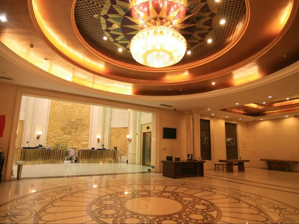 Шанхай: Gloria Plaza Hotel Hangtou