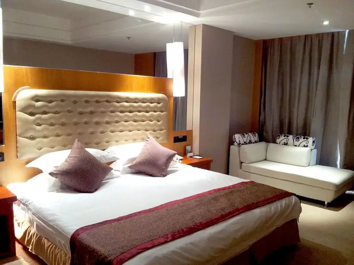 Ляньюньган: Century Fate International Hotel