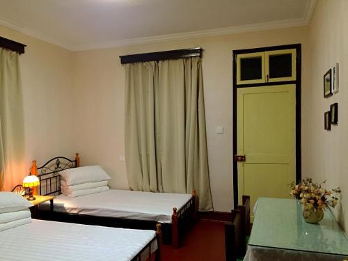Нанкин: Fresh Floral - Old Chinese Style Girls' Dormitory