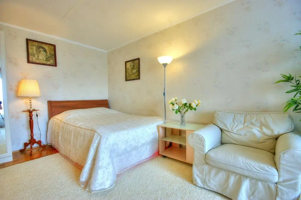 Москва: Apartment at Domodedovskaya Metro Station