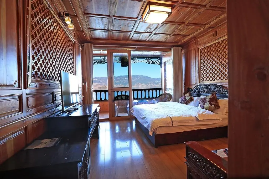 Лицзян: Lugu Lake Mosuo Park Hotel