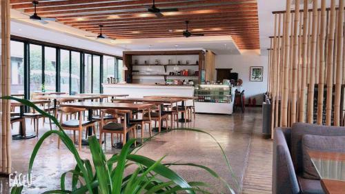 Хучжоу: Xisai Shanqian Vacation Hotel