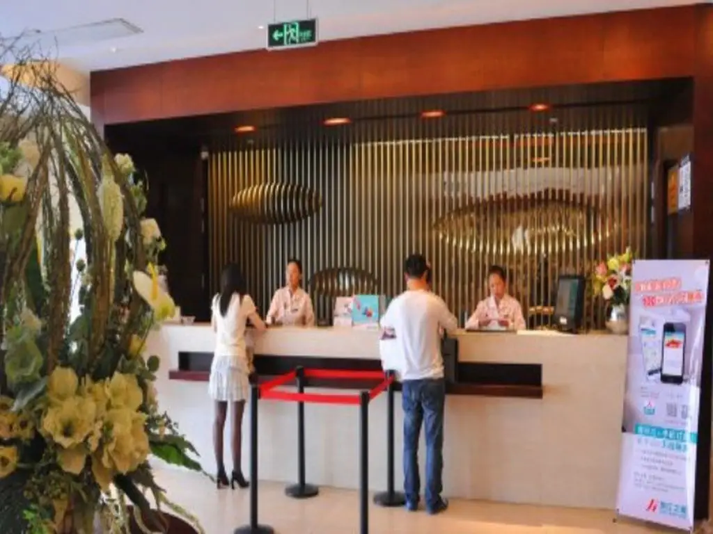 Чжэнчжоу: Jinjiang Inn Zhengzhou International Convention Centre