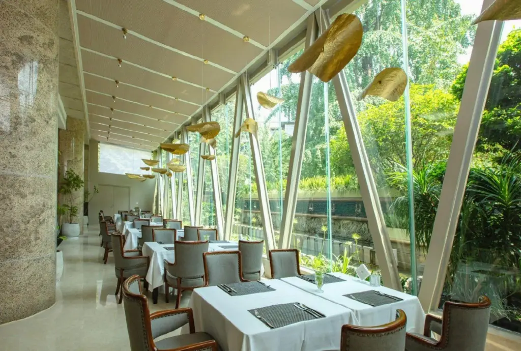 Мяньян: Shunhui Century Baden Hotel