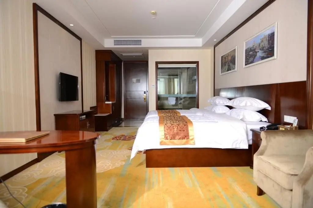 Шанхай: New Knight Royal Hotel Shibo Sanlin