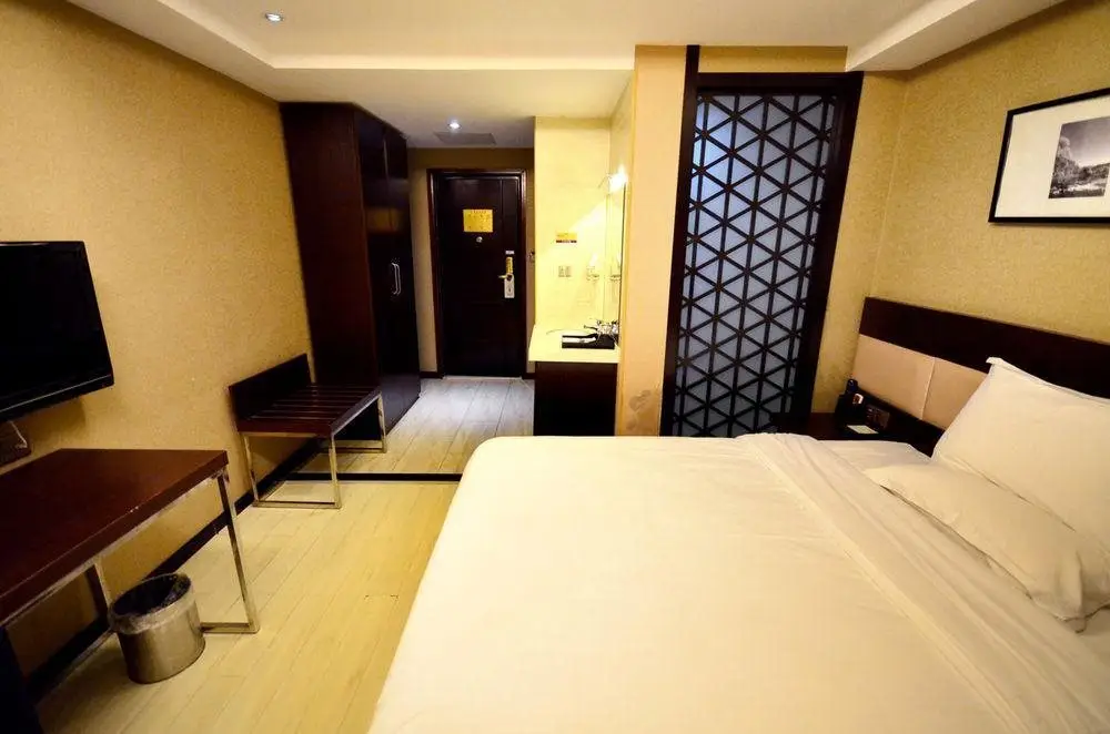 Jiashiting Hotel Hankou Railway Station — фото 1