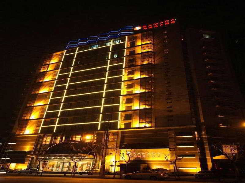 Шанхай: Ramada Hongkou