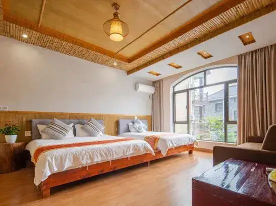 Хучжоу: Mountain Stone House Yododo Inn