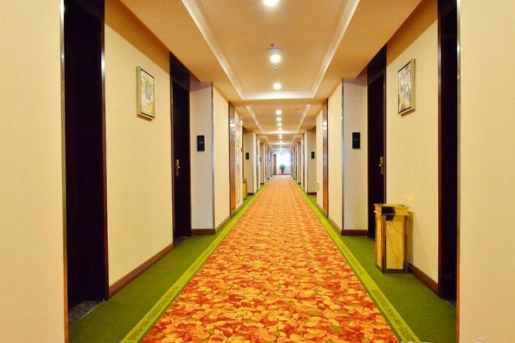 Уси: GreenTree Inn JiangSu Wuxi Xidong Xincheng Business Hotel