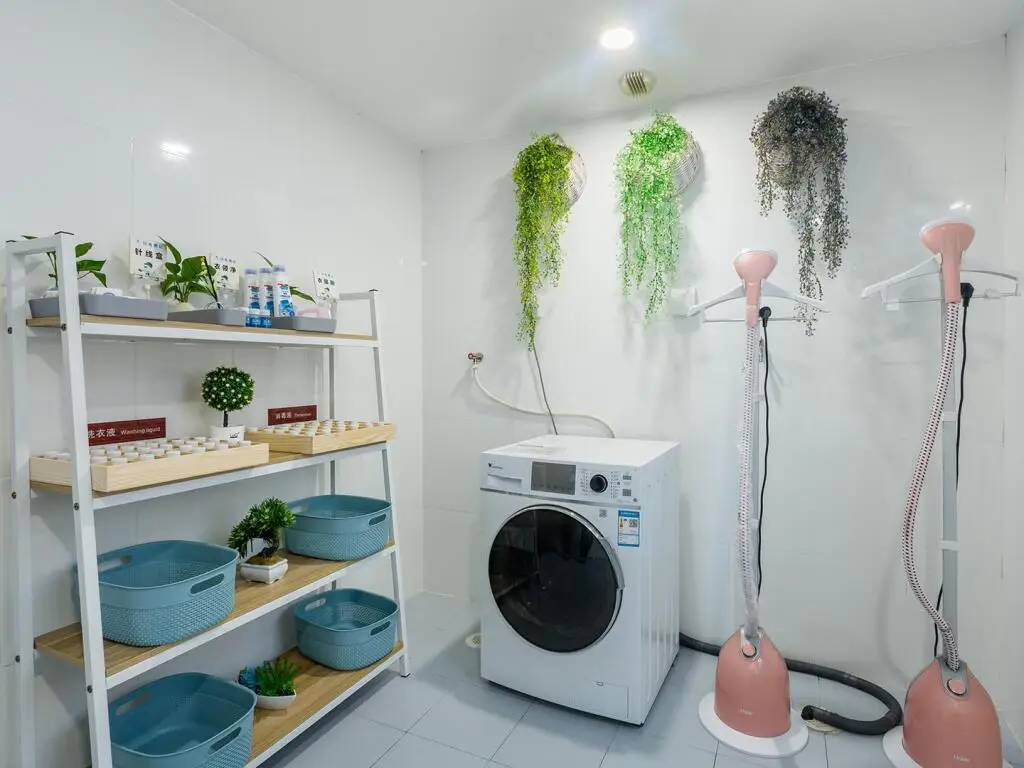 Шэньчжэнь: Hanting Hotel Shenzhen Huaqiang Bei Metro Station
