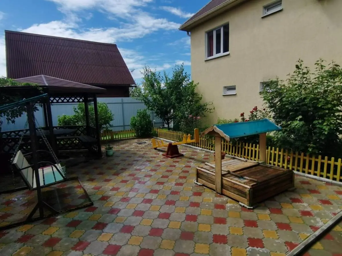 Голубицкая: Guest House Matroskin