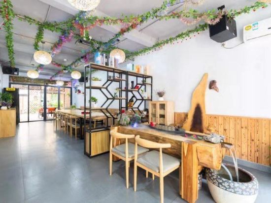 Шэньчжэнь: Shenzhen Jiaochangwei Bird's Nest Sea Side Guesthouse