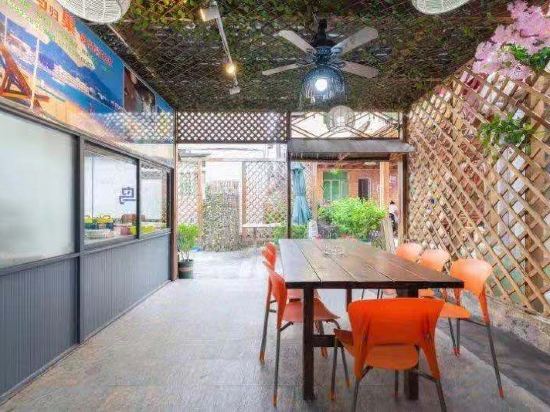 Шэньчжэнь: Shenzhen Jiaochangwei Bird's Nest Sea Side Guesthouse