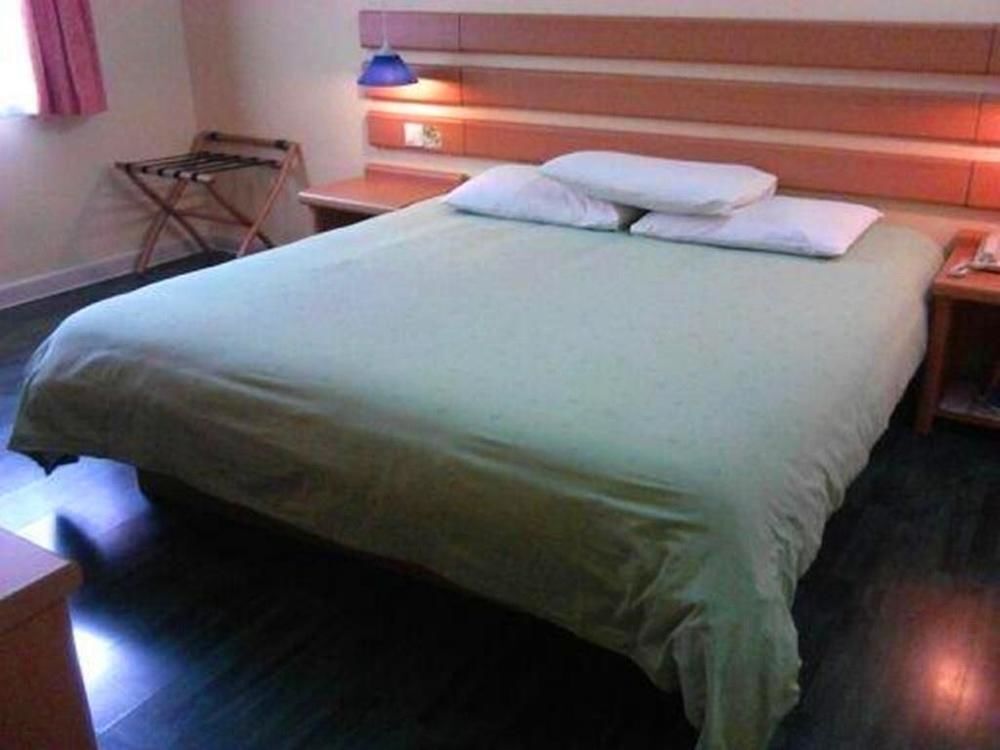 Ханчжоу: Home Inn Zhong He Middle Road