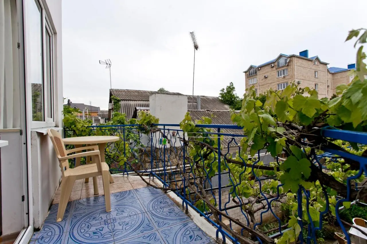 Витязево: Arnella Guest House