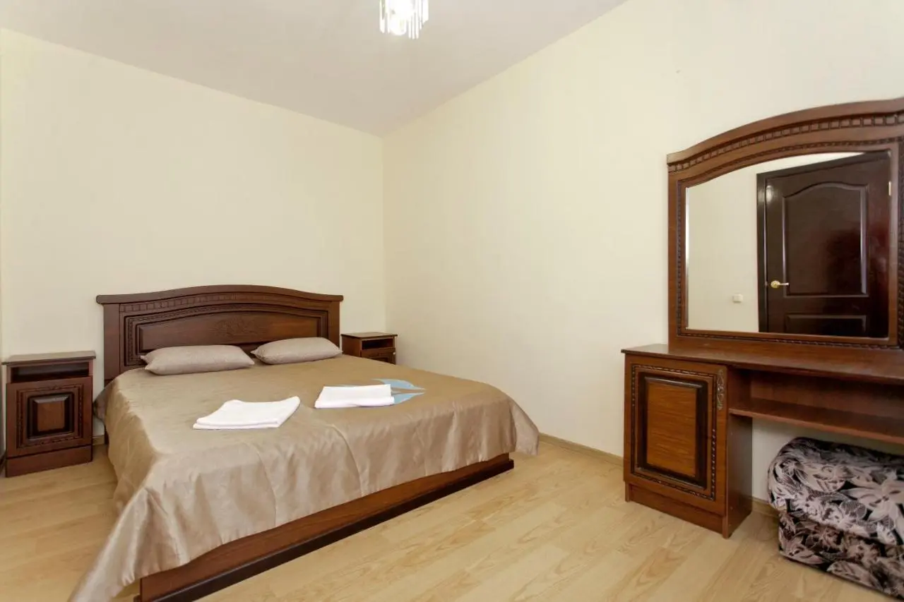 Витязево: Arnella Guest House