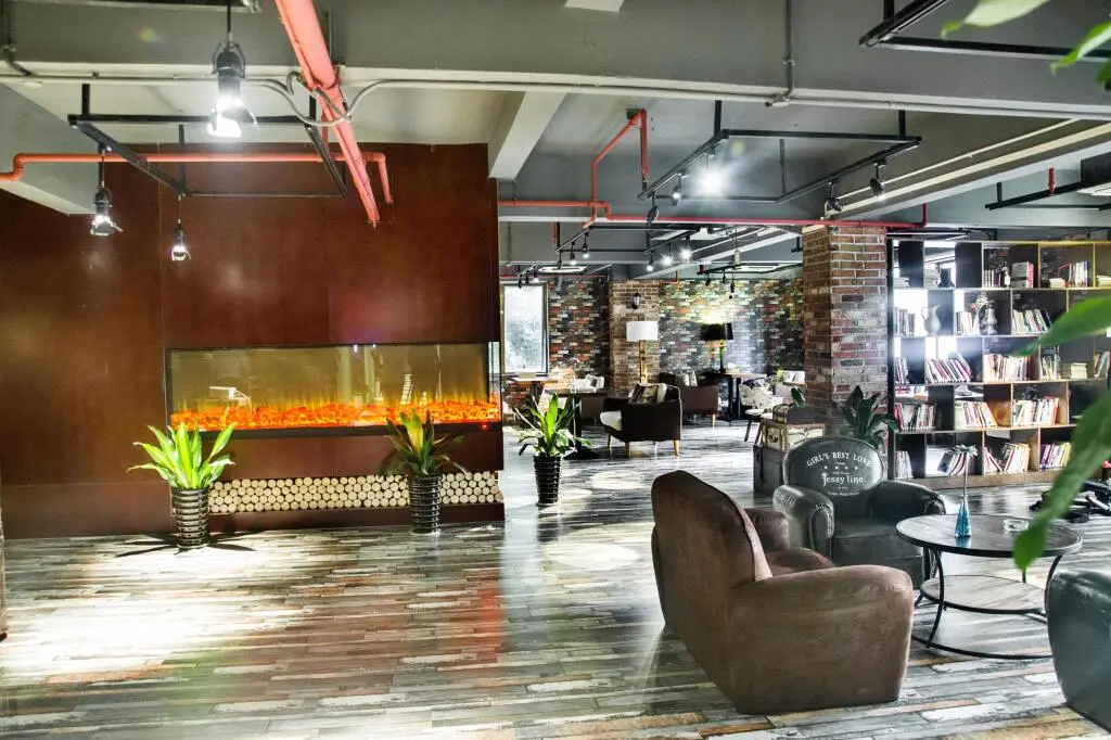 Гуанчжоу: JJ Coffee Theme Hotel Guangzhou Exhibition Center