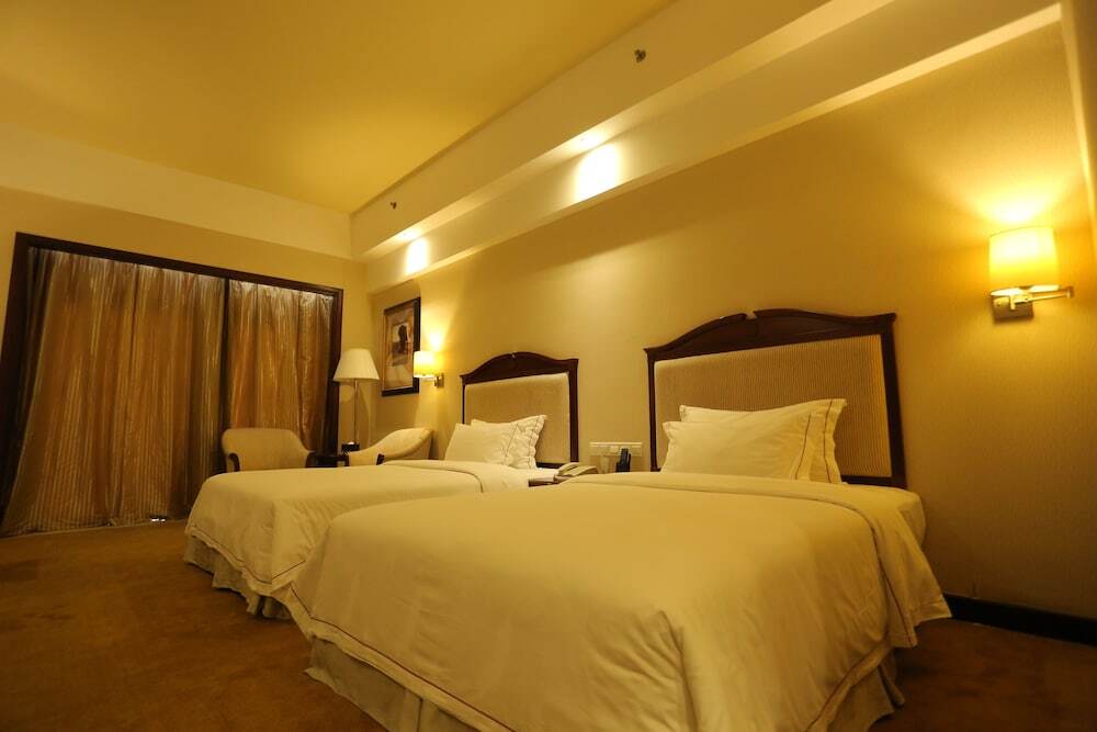 Хэфэй: Country Garden Phoenix Hotel Binhu City