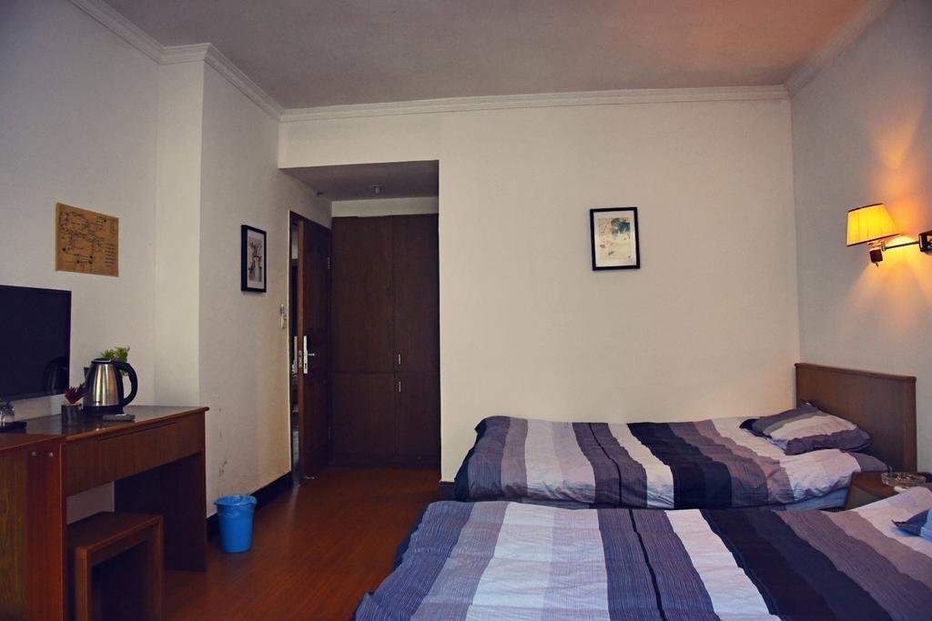 Хуаншань: Mount Huangshan Tangkou 30 degrees north latitude Inn