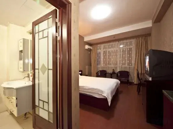 Нинджи: Jinqiao Business Hotel