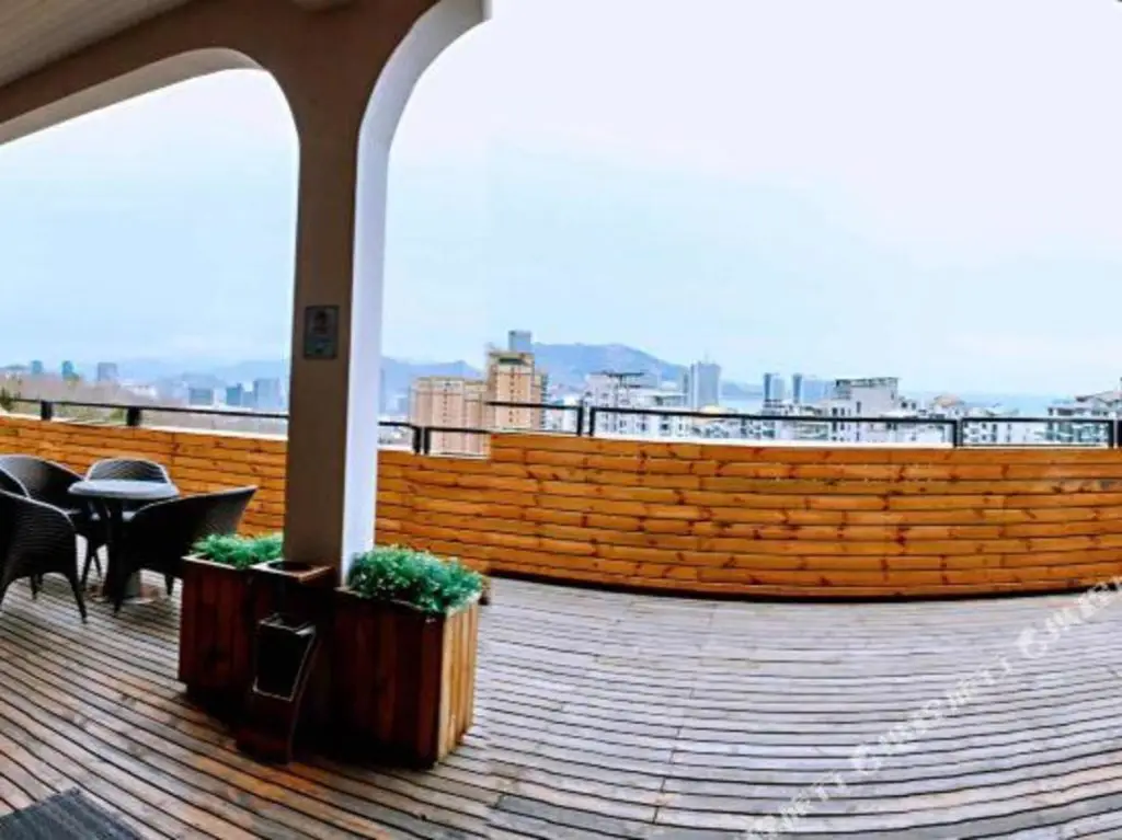 Циндао: Hailin Hotel