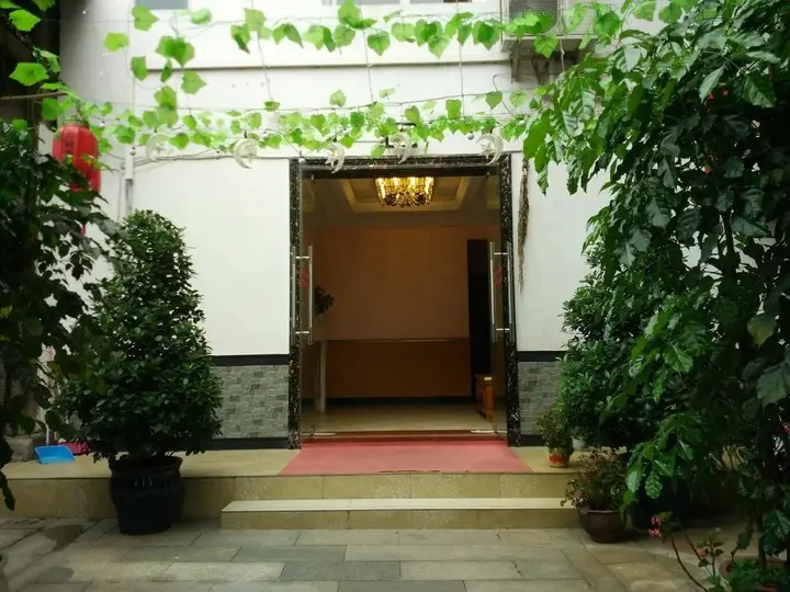Чунцин: 2008 Jinqiao Longxing Hostel