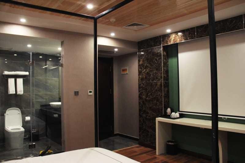 Чэндэ: Cedar Wood Hotel Chengde