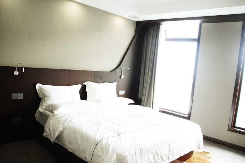 Чэндэ: Cedar Wood Hotel Chengde