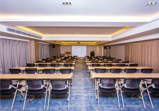Яньтай: City Comfort Inn Yantai Development Zone Jinshatan