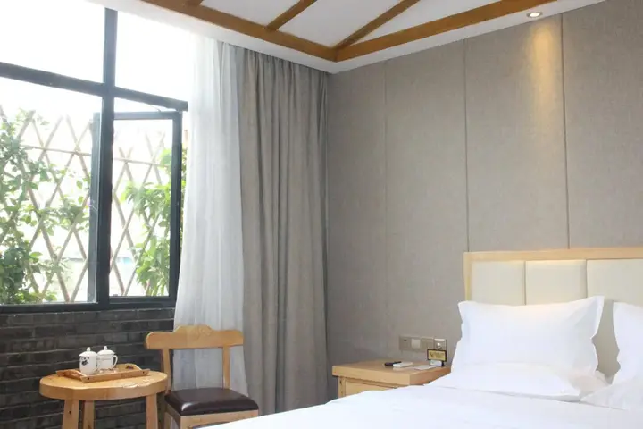 Чэнду: Qingju Chengdu Taikooli Branch