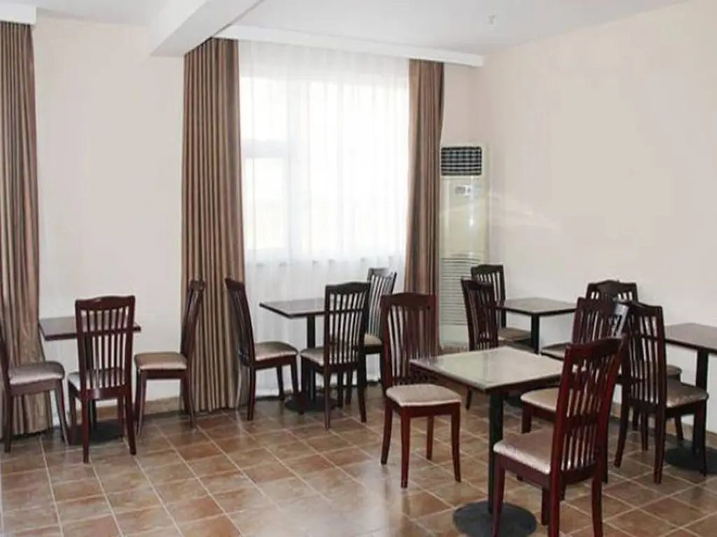 Чжэнчжоу: GreenTree Inn Zhengzhou Shangjie District Xuchang Road Express Hotel