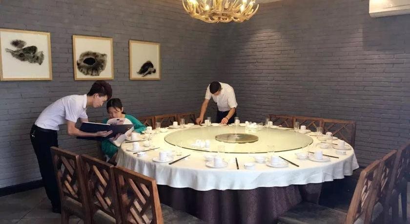 Чэндэ: Flower Beauty And View Hotel Chengde Resort Brand