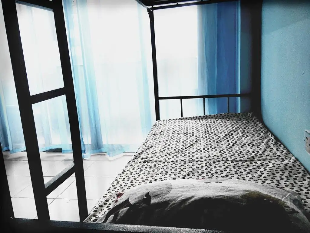 Шэньчжэнь: Meet In The Blue Sky Youth Hostel